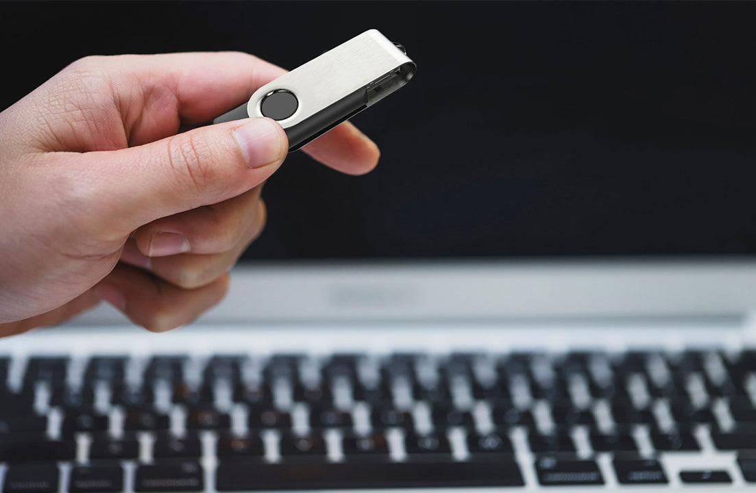 Classic SWM USB 2.0 Flash Drive Unprinted